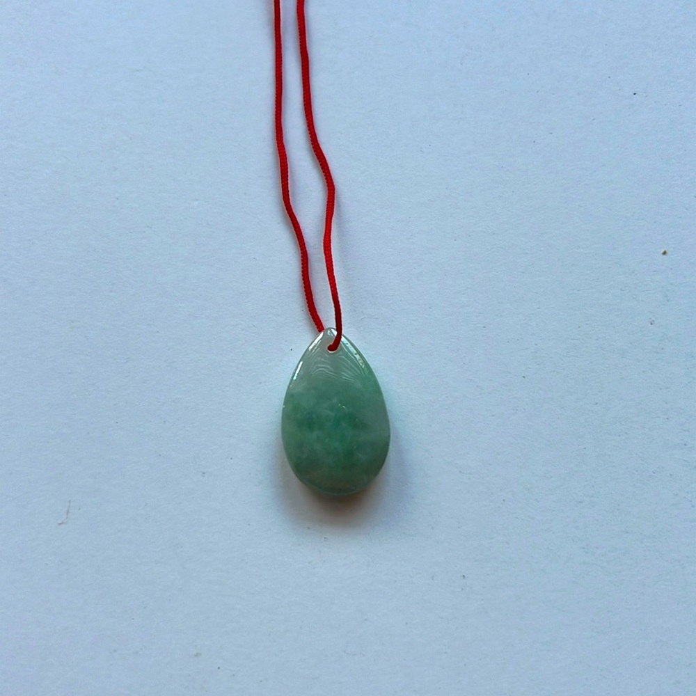 Leaf Drop Jade Pendant Necklace
